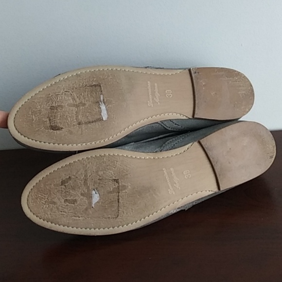 EUC 39 Liebeskind Distressed Grey Studded Shoes